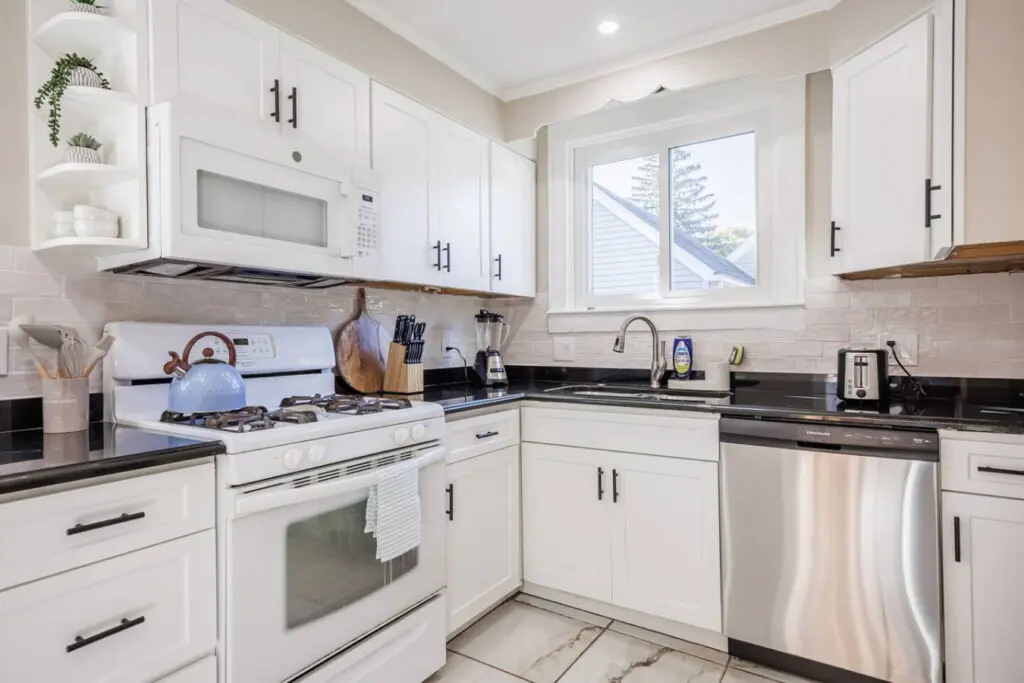 133658 444111 AqFvXZdMAbI Lfl2xnvb29CxB62 lrzEf3h1KVUQfQ 68f504578ff40.jpg