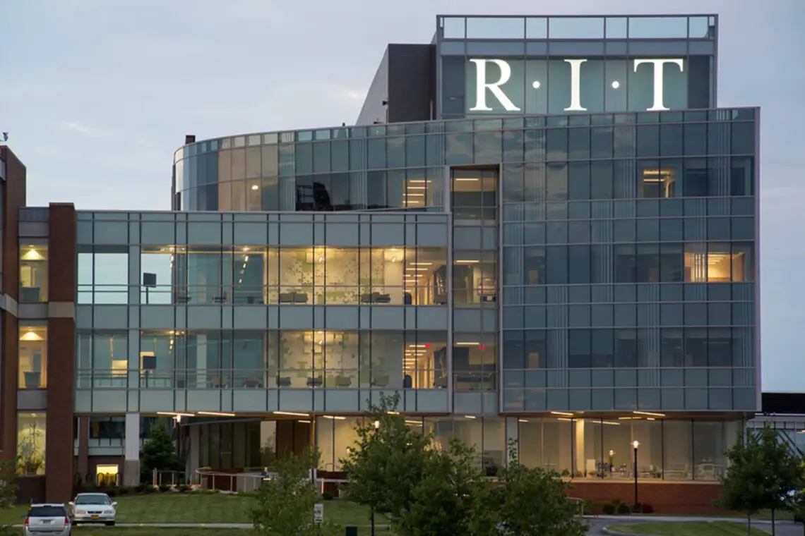 133658 444111 FBLjHd0rFJ1N5CGcFc4CWQUVgb8vWskRhoDXHBqnNcc 68f50433a2278.jpg