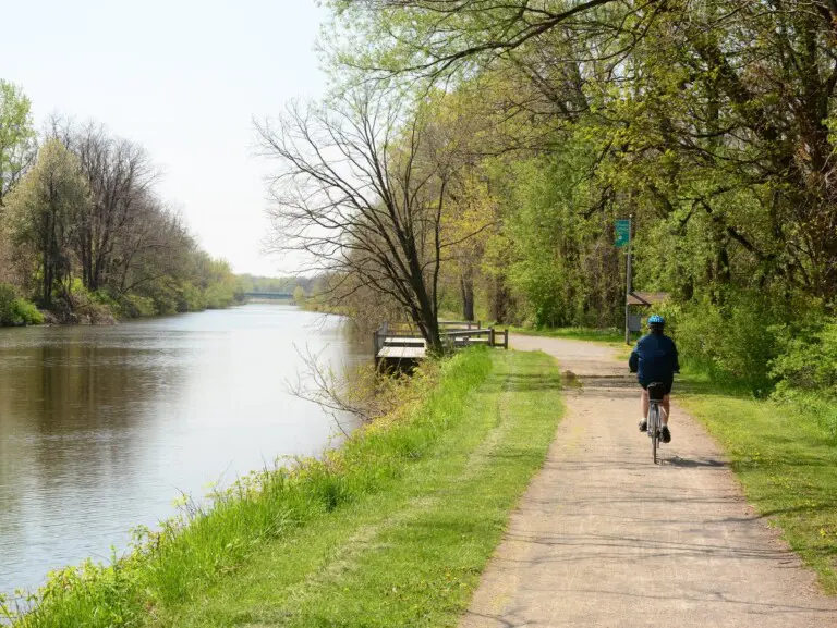 Best Photo Spots in Rochester Erie Canal Trail