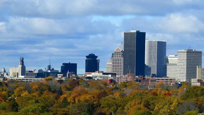 Cobbs Hill Park Rochester skyline view
