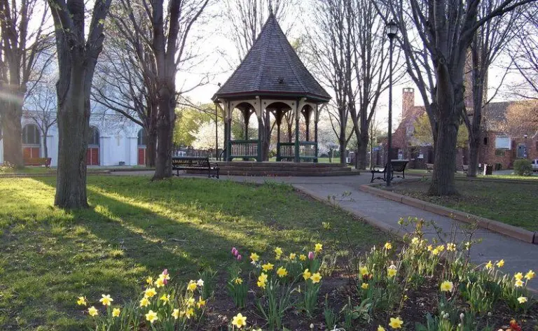 Lunsford Circle Park Rochester NY