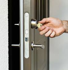 Airbnb safety tips door locks Airbnb safety tips door locks
