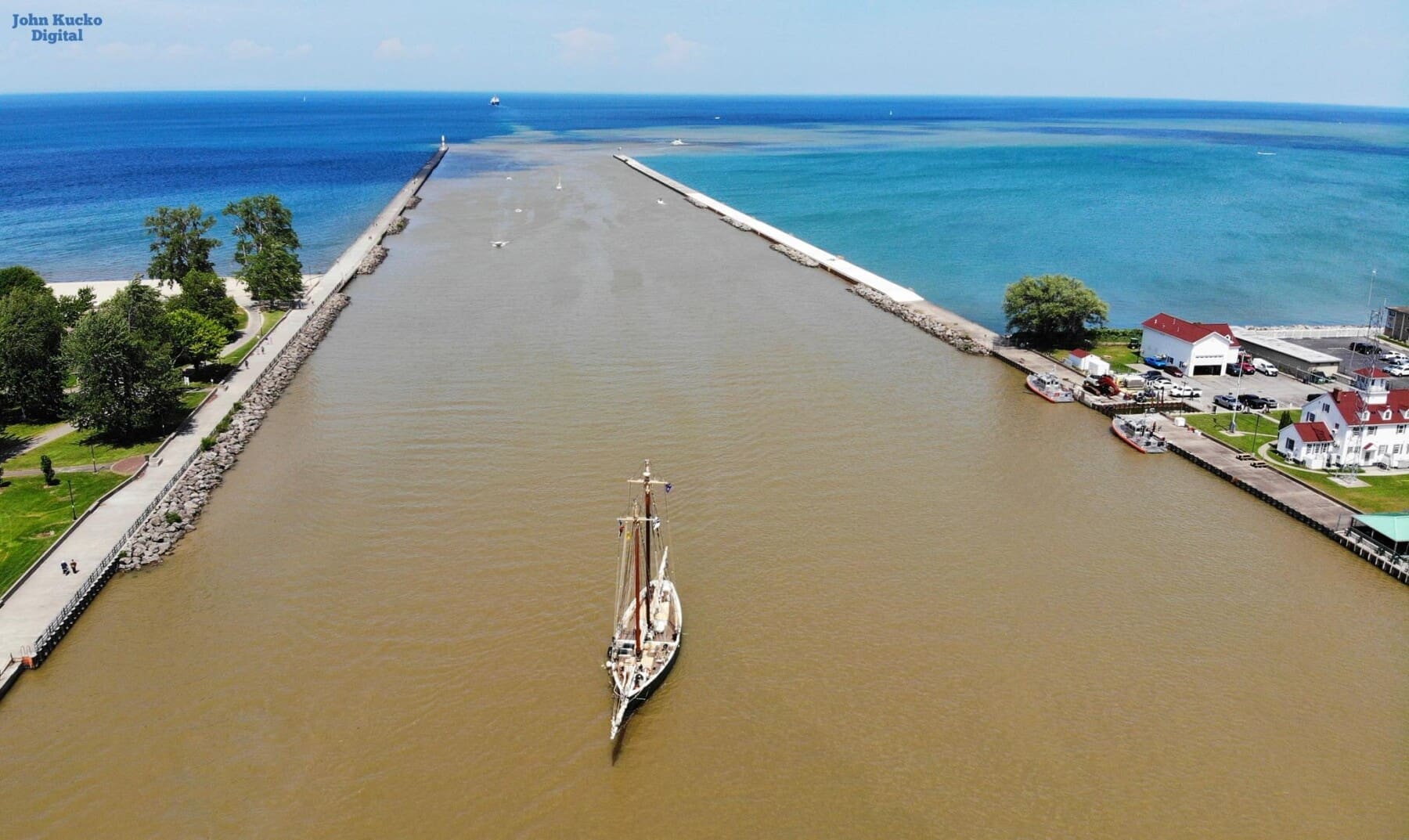 Green Lake Ontario water meeting brown Genesee River water