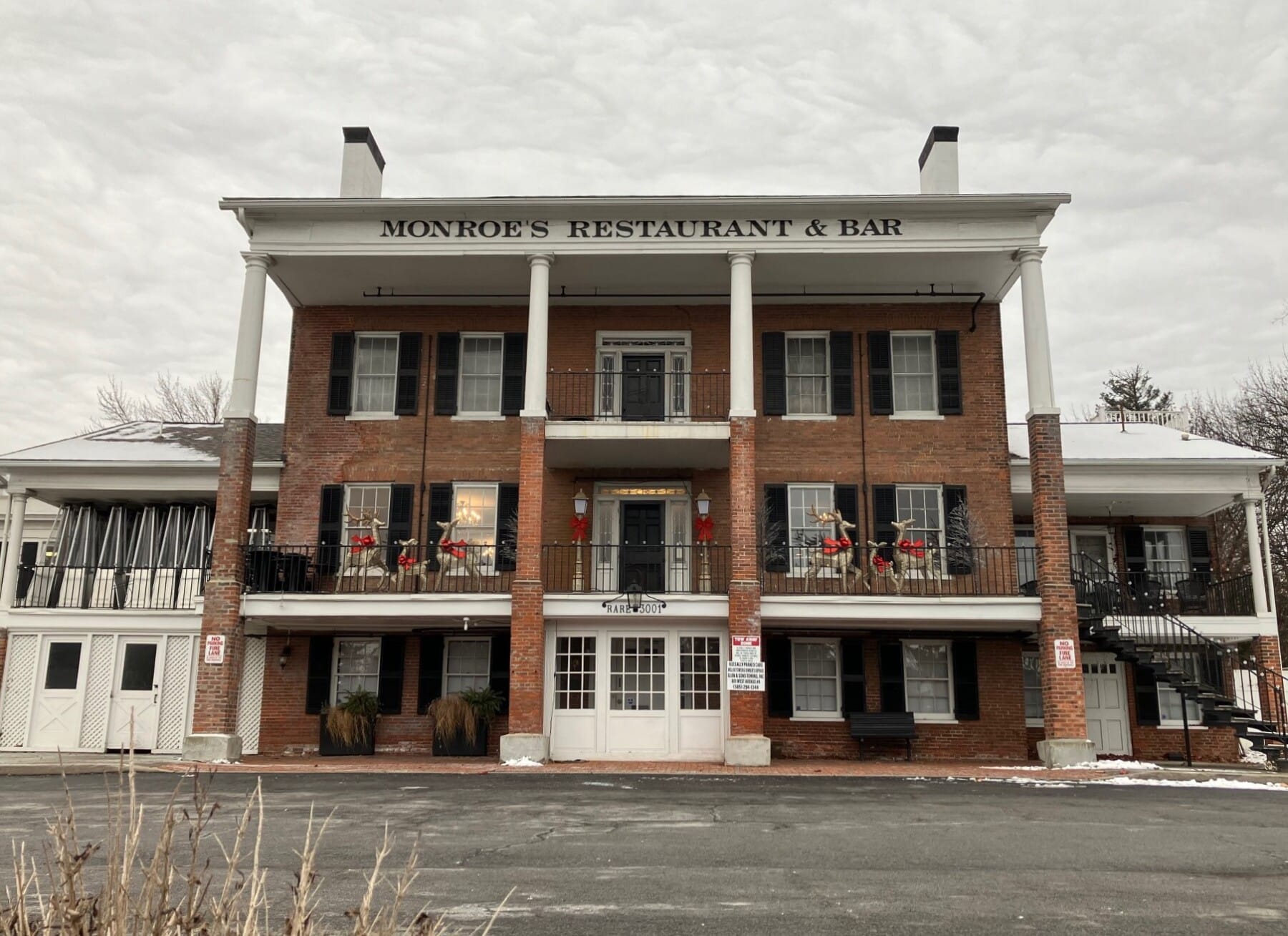 RARE 3001 restaurant exterior