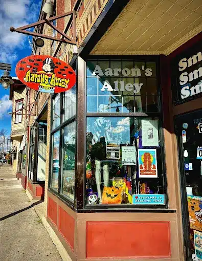 Aaron's Alley storefront